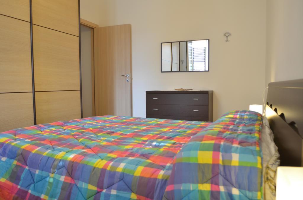 La Perla del Magra Holidays House Montemarcello Esterno foto